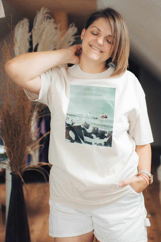 Krekls - kuģis nāk ostā | L